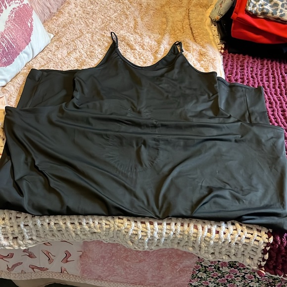 Emery rose - Picture 2 of 3